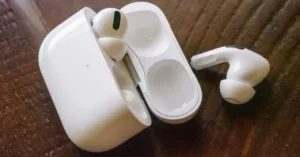 How To Charge Your Airpods or AirPods Pro